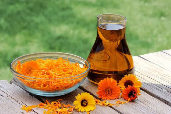 Calendula (Marigold) powder